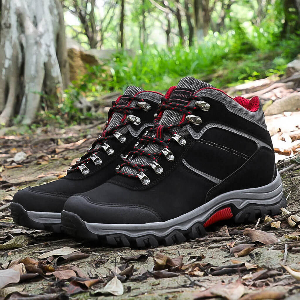 Hiking Boots for Men | B2026